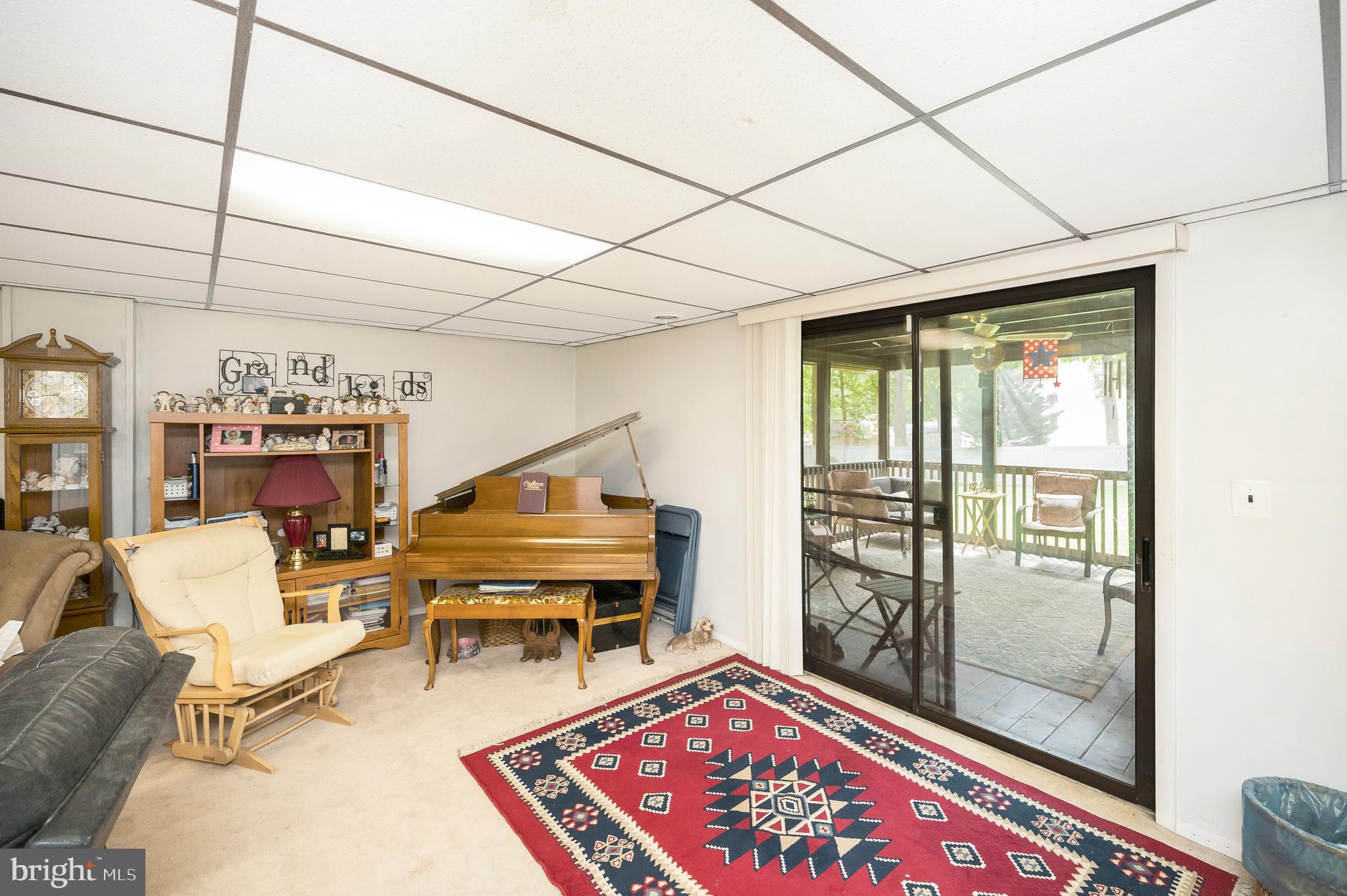 109 Joshua Rd