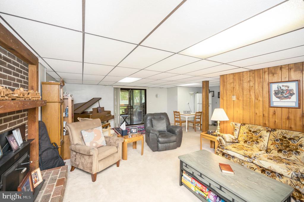 109 Joshua Rd