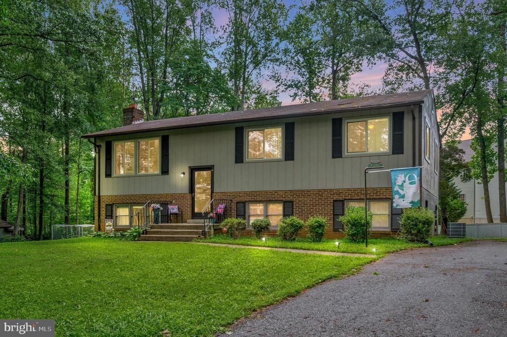 109 Joshua Rd
