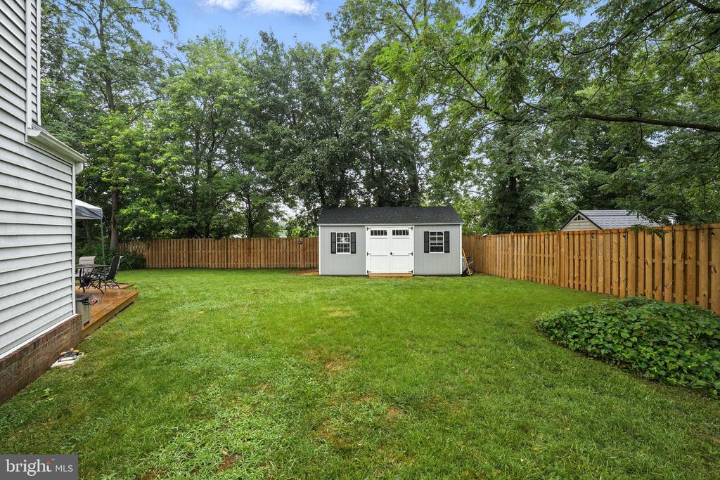 110 Matthew Ct