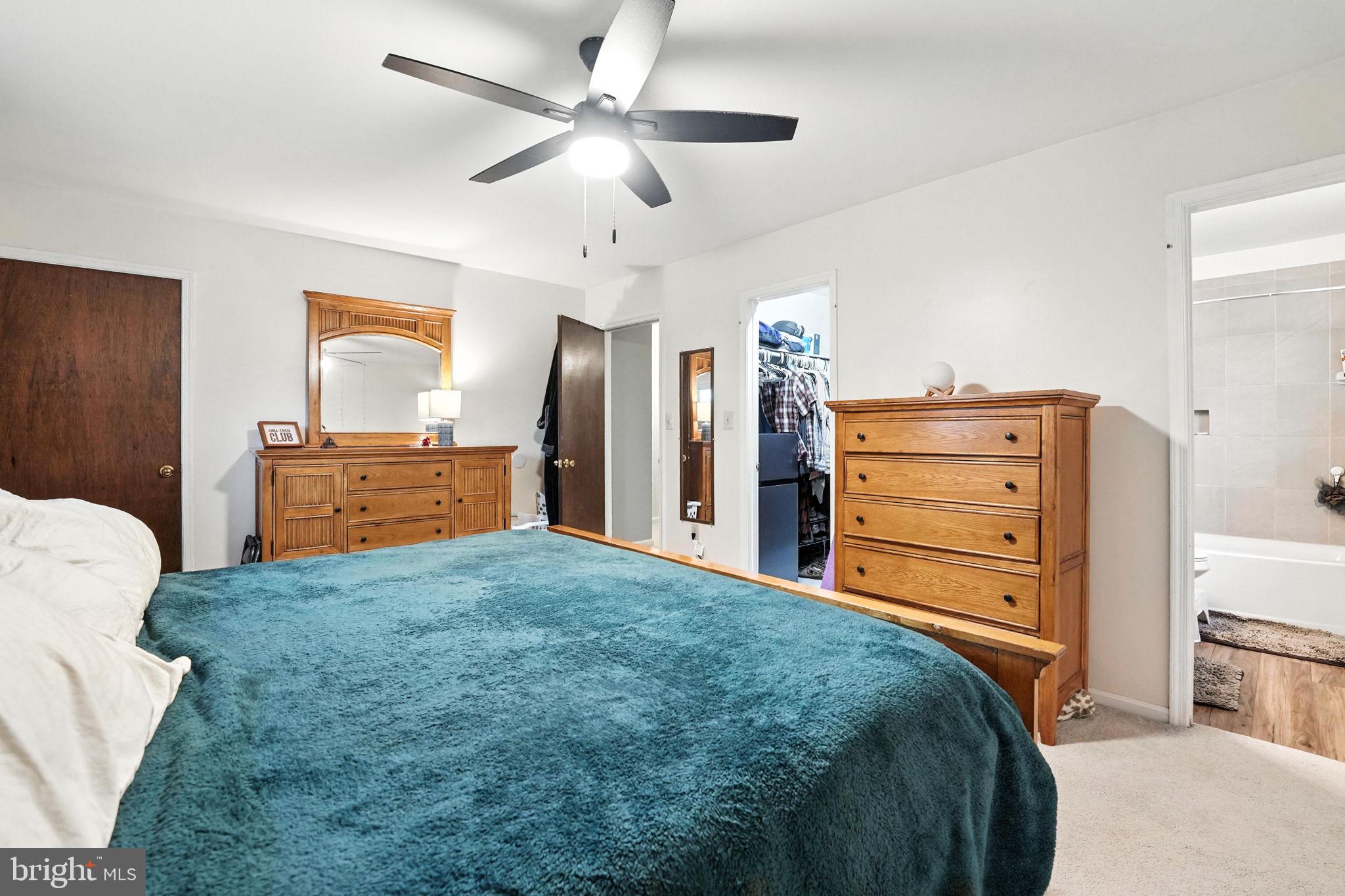 110 Matthew Ct