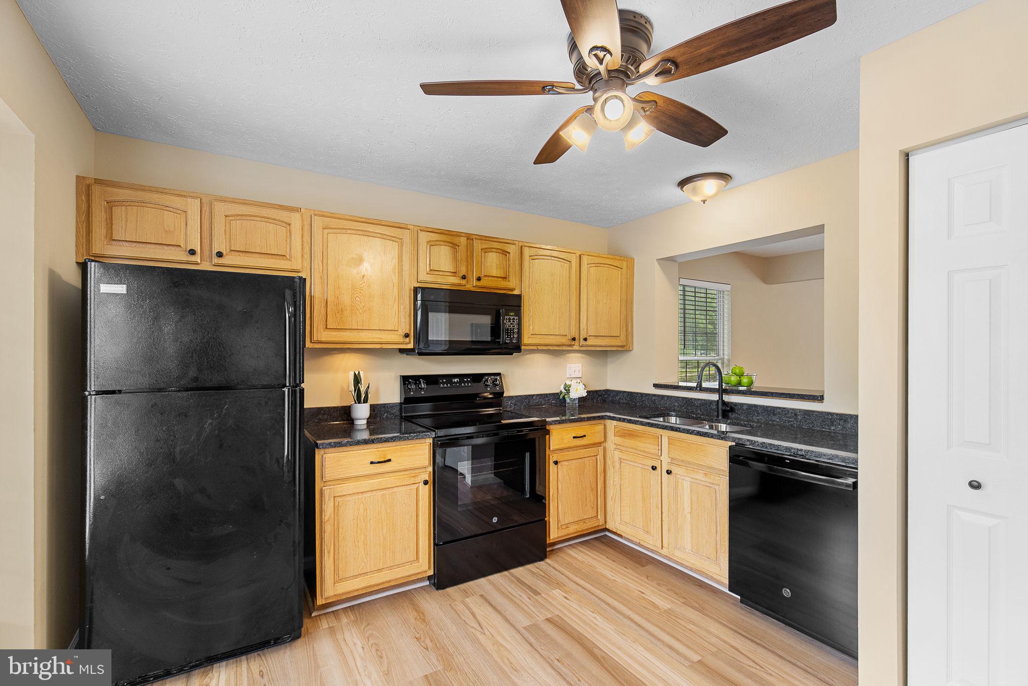 101 Bentley Ct