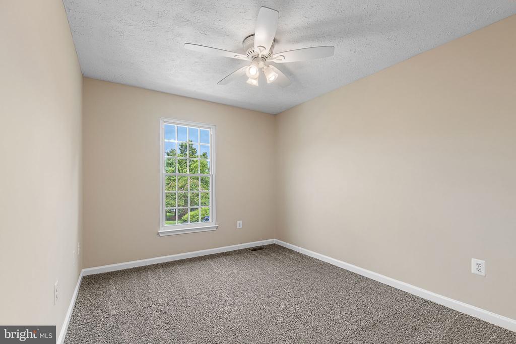 101 Bentley Ct
