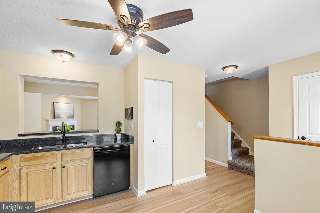 101 Bentley Ct