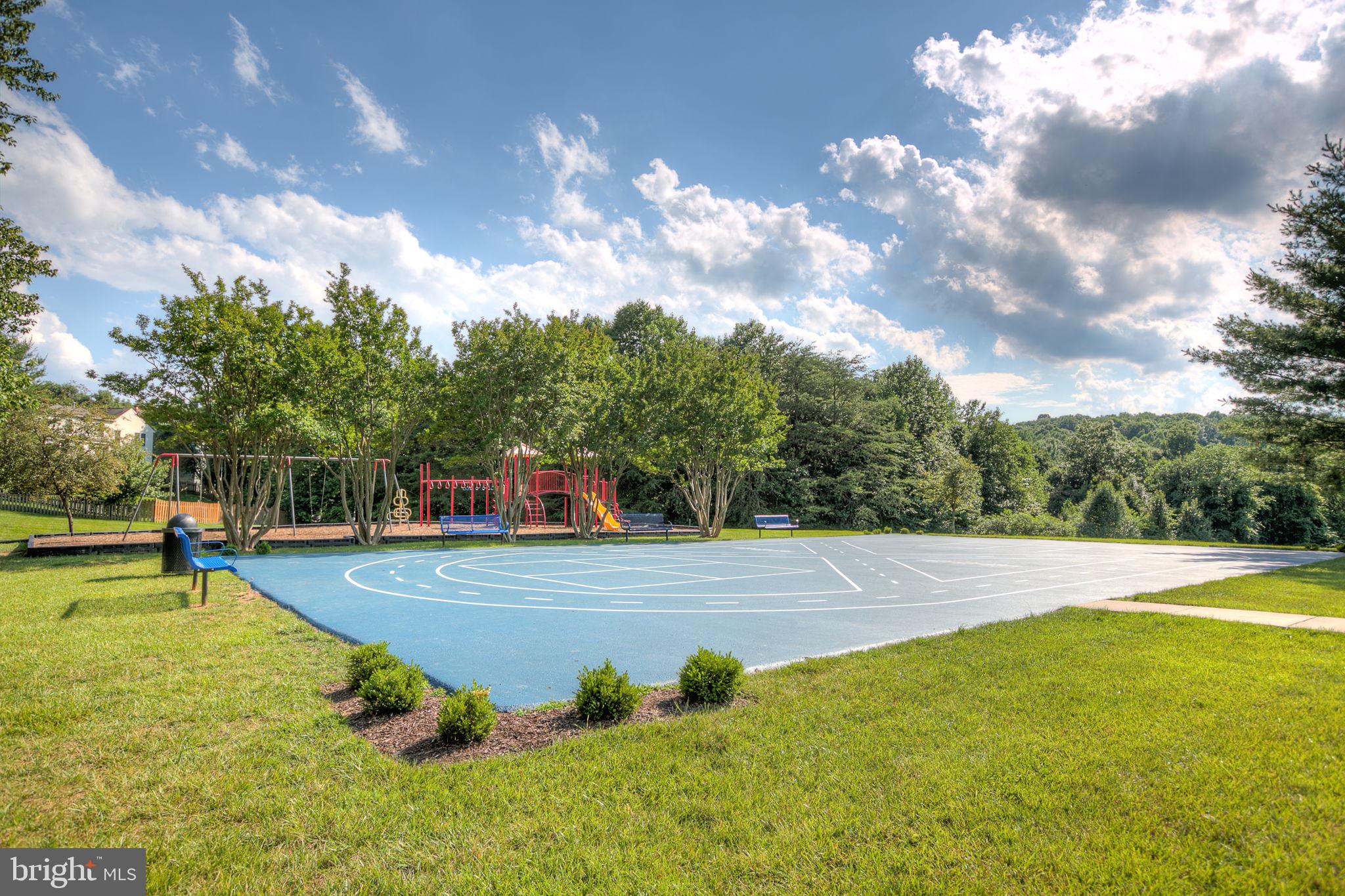 101 Bentley Ct