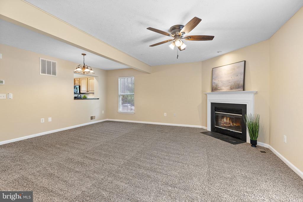 101 Bentley Ct