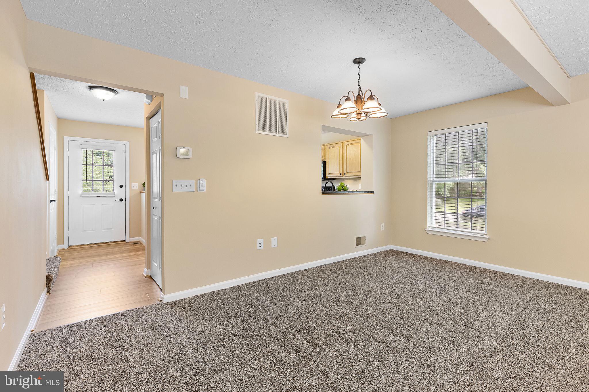 101 Bentley Ct