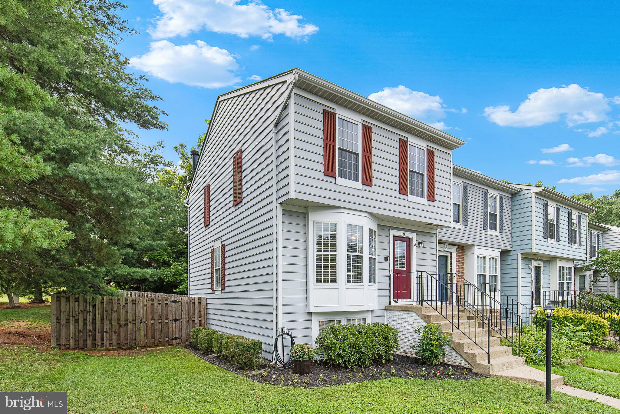 101 Bentley Ct