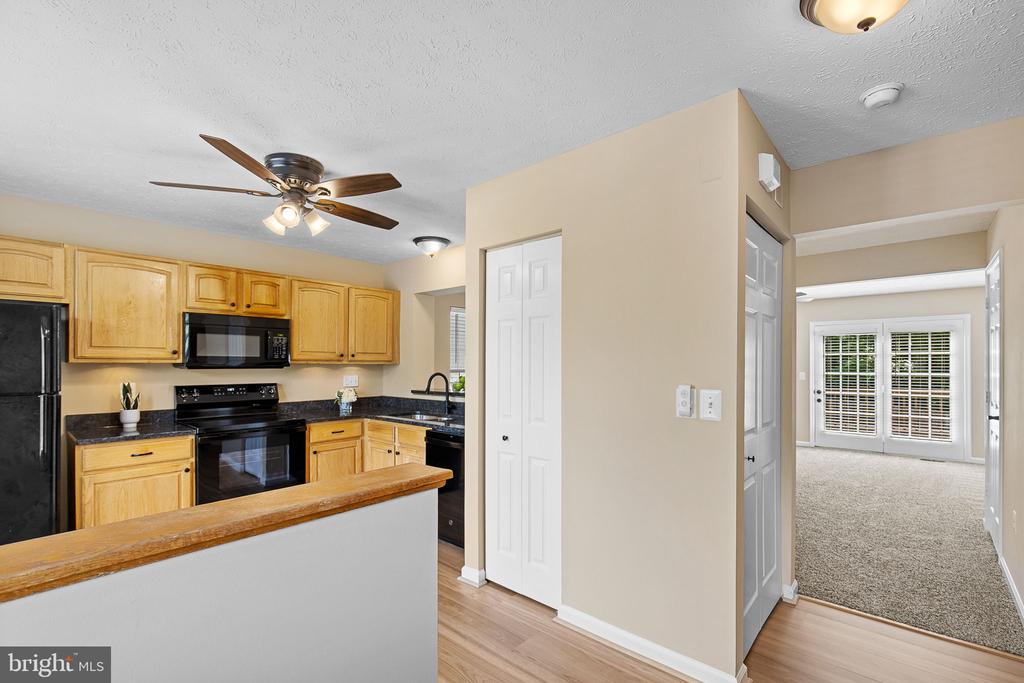 101 Bentley Ct