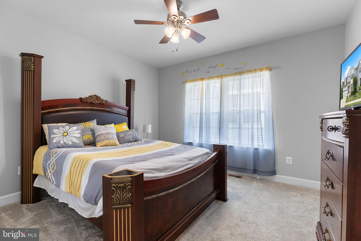 401 Daylily Ln