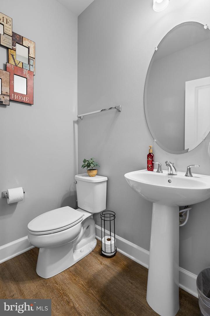401 Daylily Ln