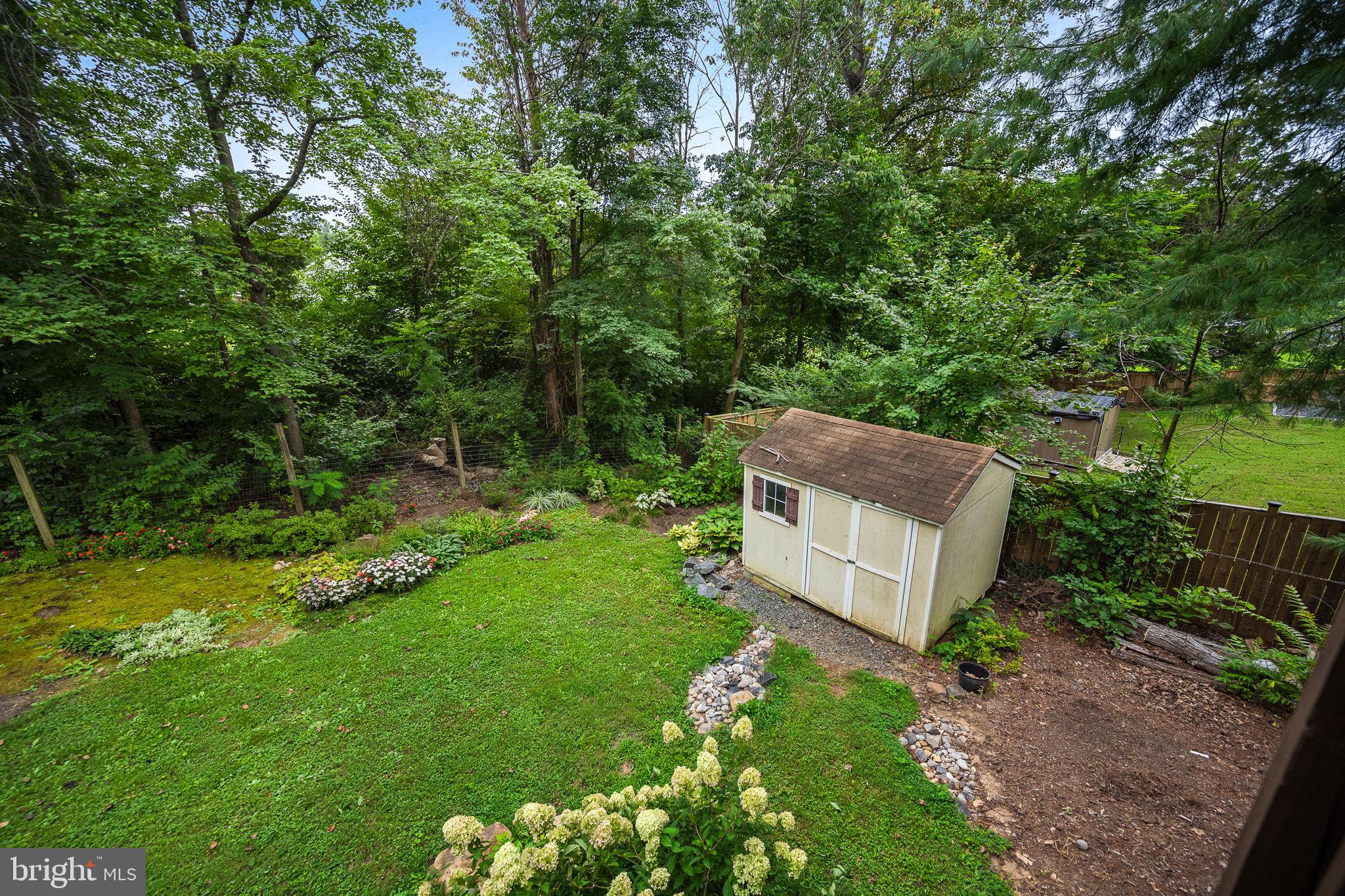 1 Beech Dr