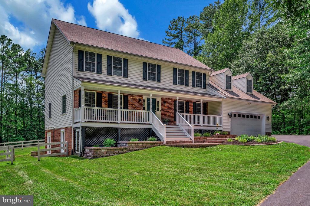 8 WILDERNESS CT