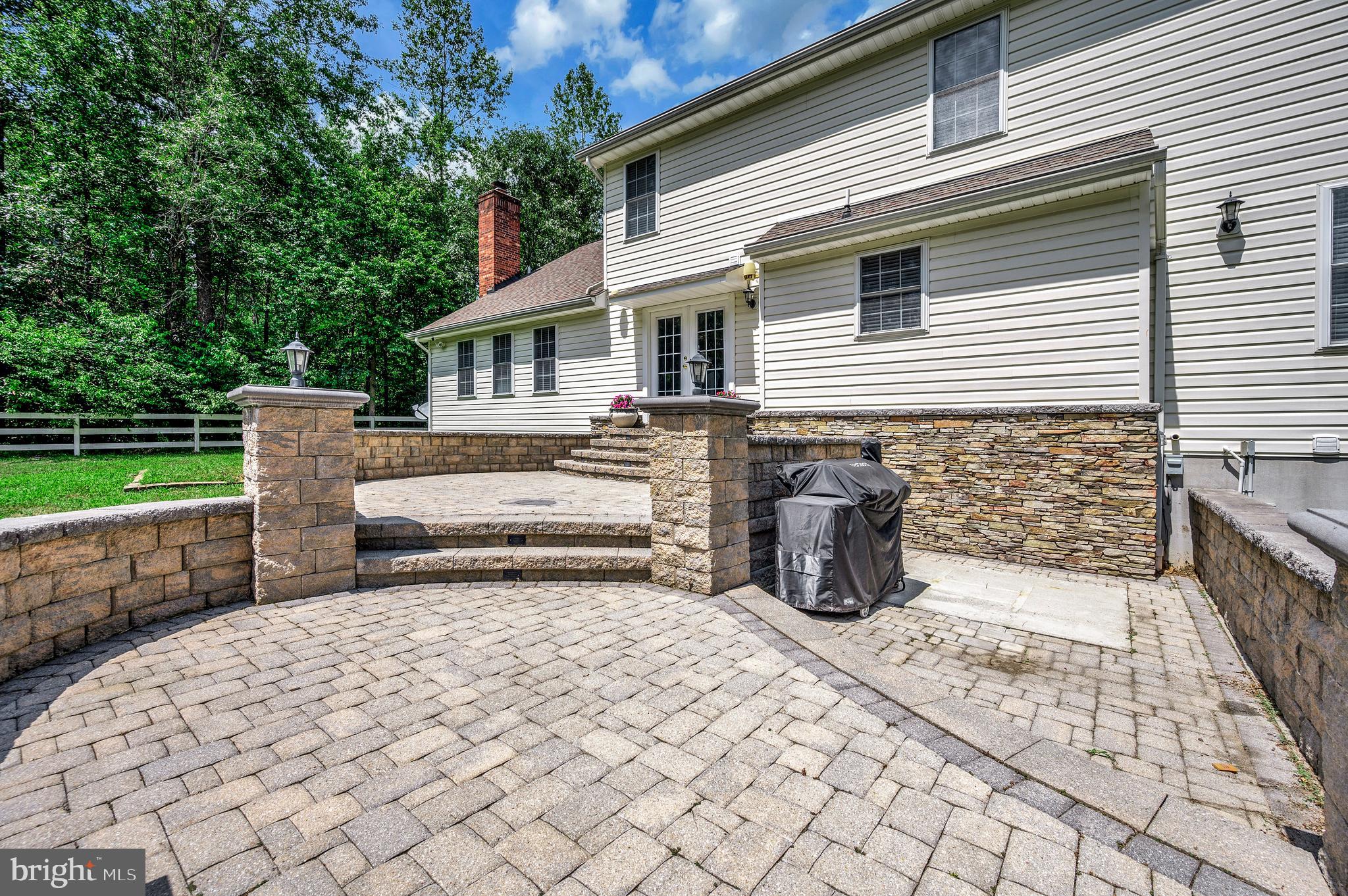 8 WILDERNESS CT