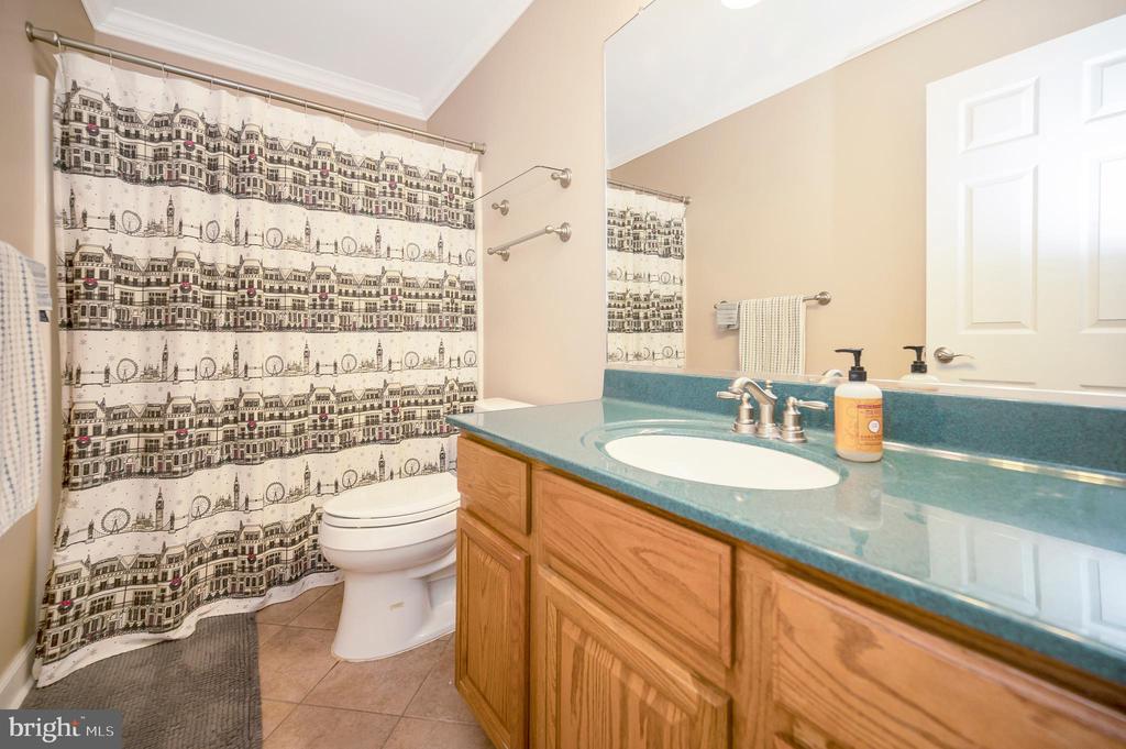 8 WILDERNESS CT