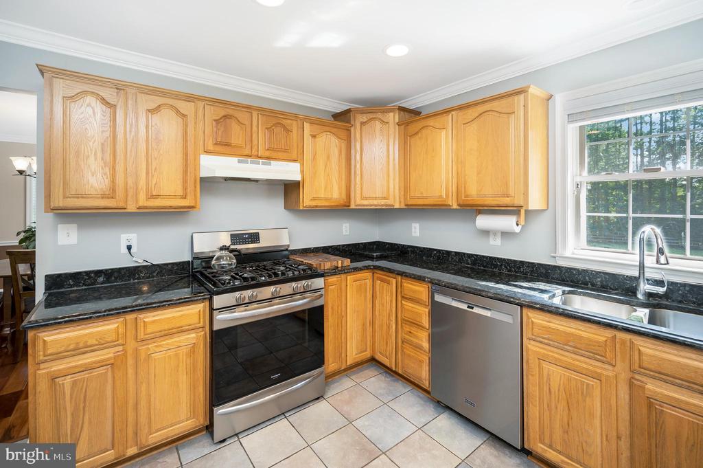8 WILDERNESS CT