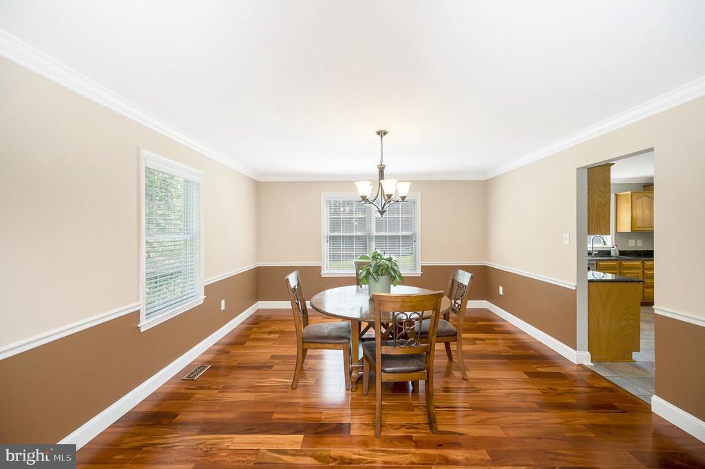 8 WILDERNESS CT