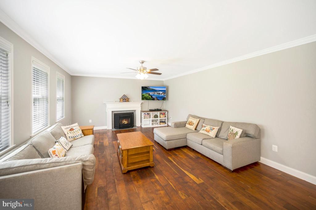 8 WILDERNESS CT