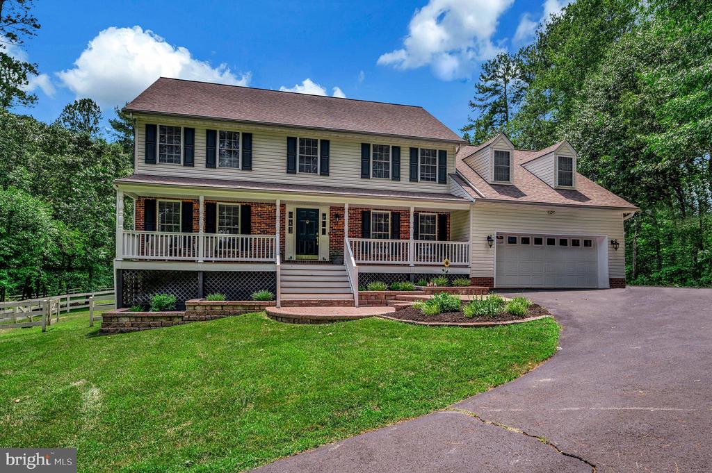 8 WILDERNESS CT