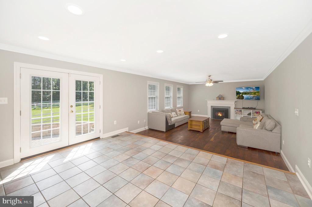 8 WILDERNESS CT