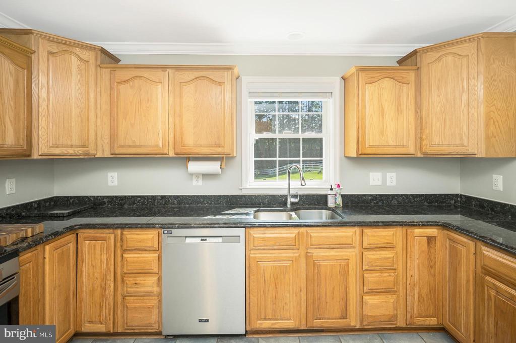 8 WILDERNESS CT