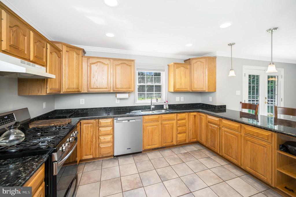 8 WILDERNESS CT