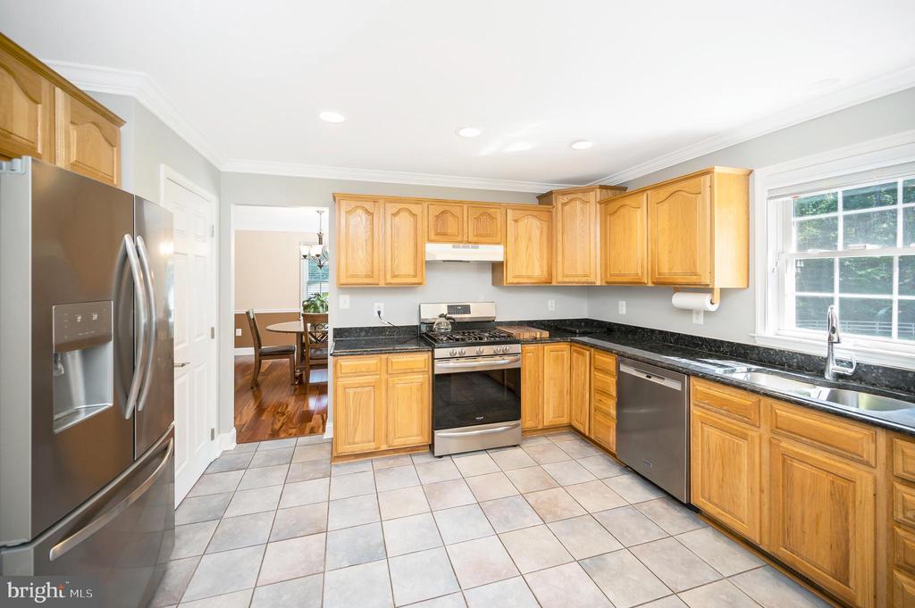 8 WILDERNESS CT