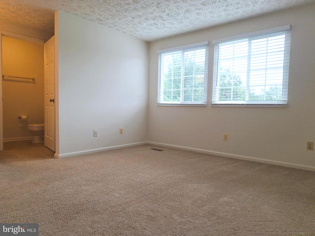 505 CROSS RIDGE COURT
