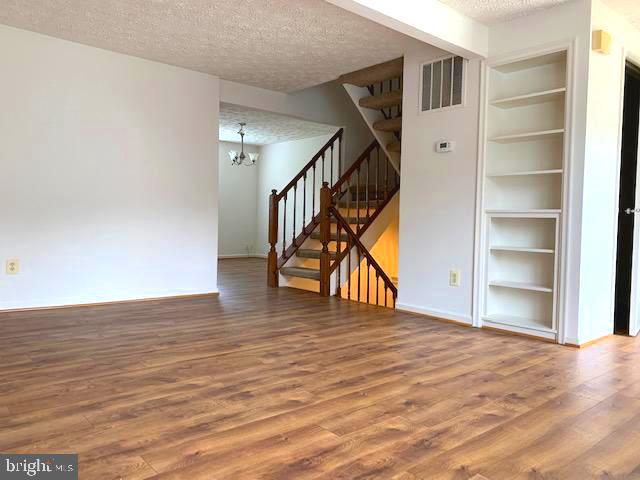 505 CROSS RIDGE COURT