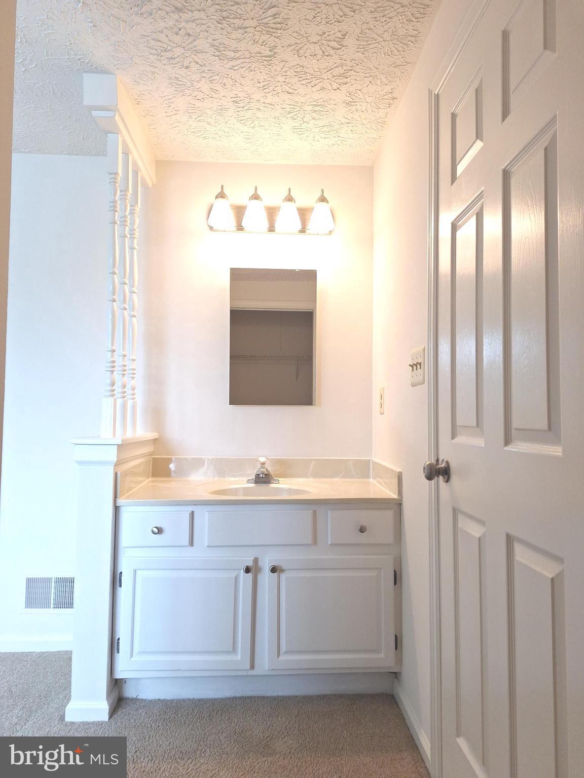 505 CROSS RIDGE COURT