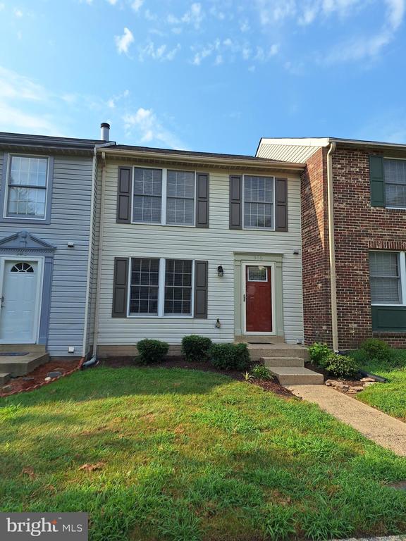 505 CROSS RIDGE COURT