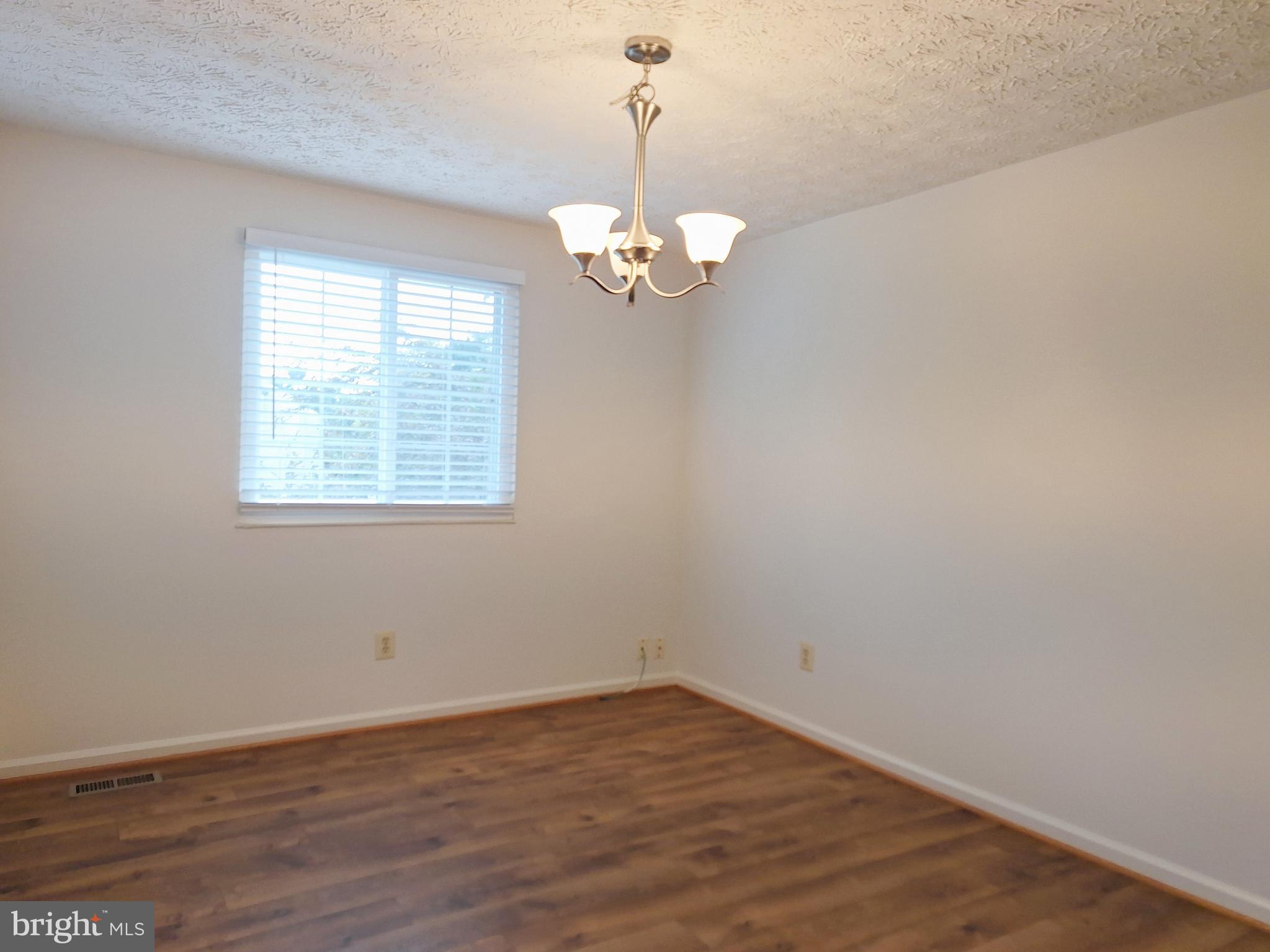 505 CROSS RIDGE COURT