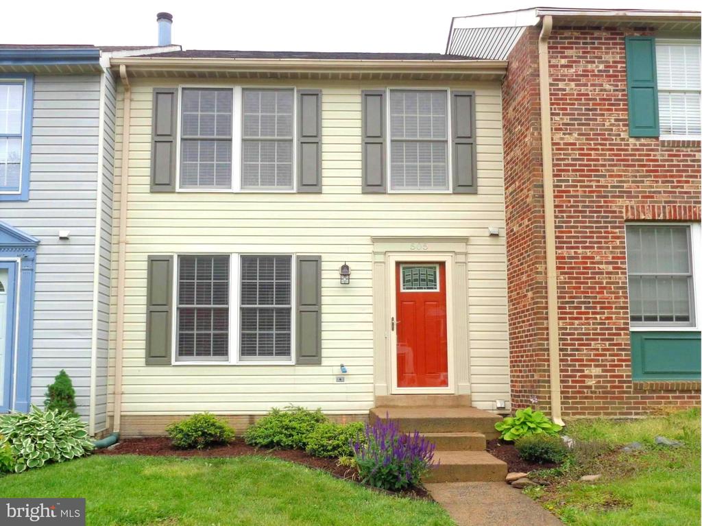 505 CROSS RIDGE COURT