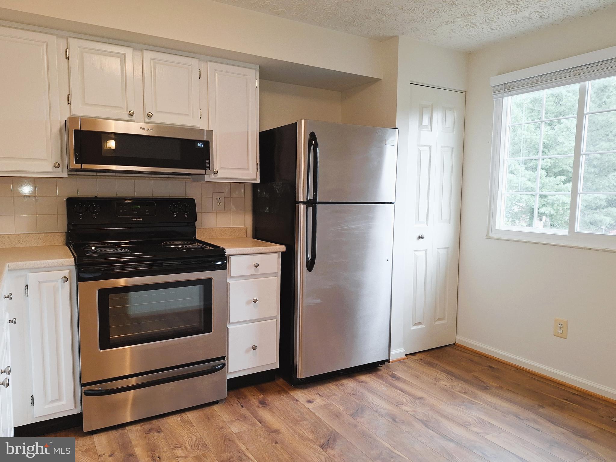 505 CROSS RIDGE COURT