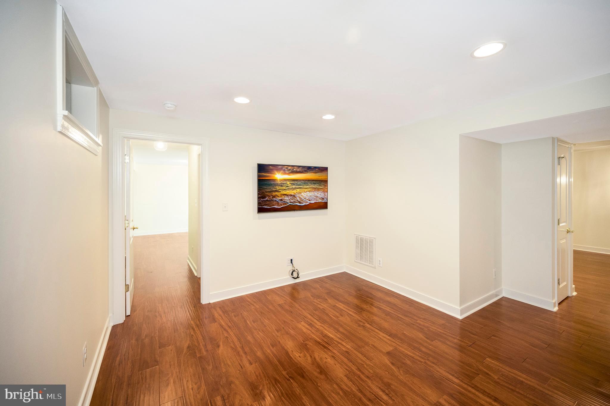 54 LIGHTFOOT DRIVE