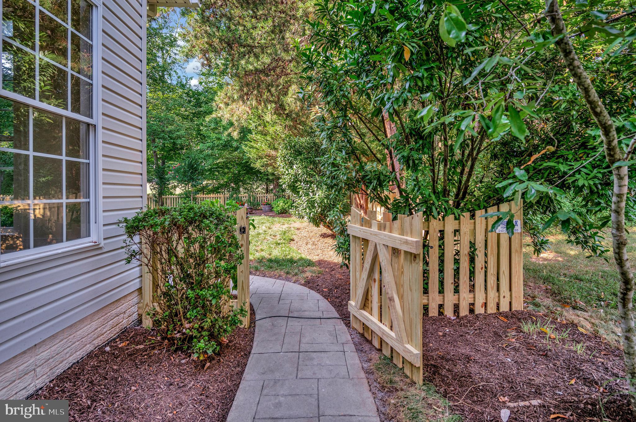 54 LIGHTFOOT DRIVE