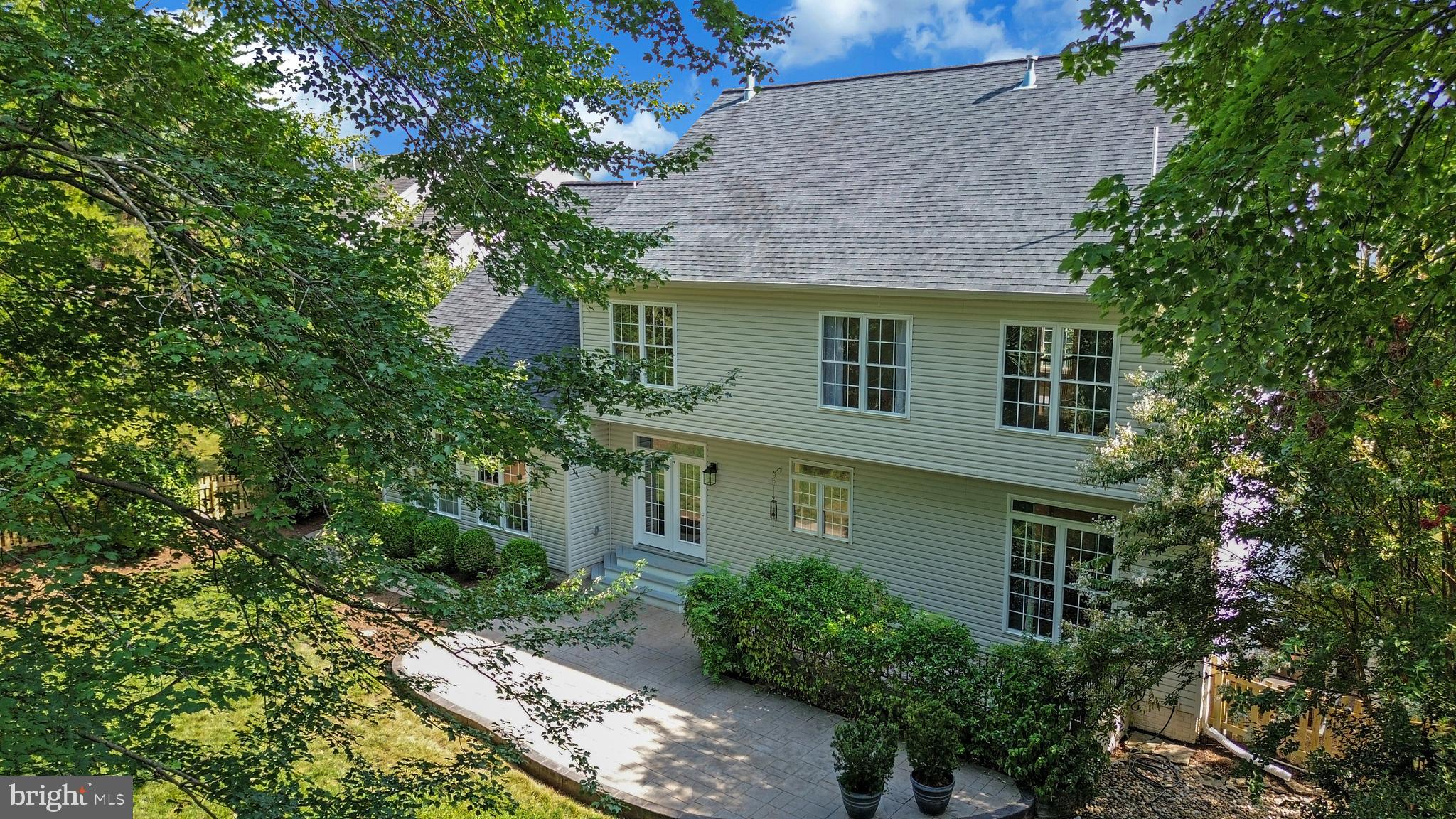 54 LIGHTFOOT DRIVE