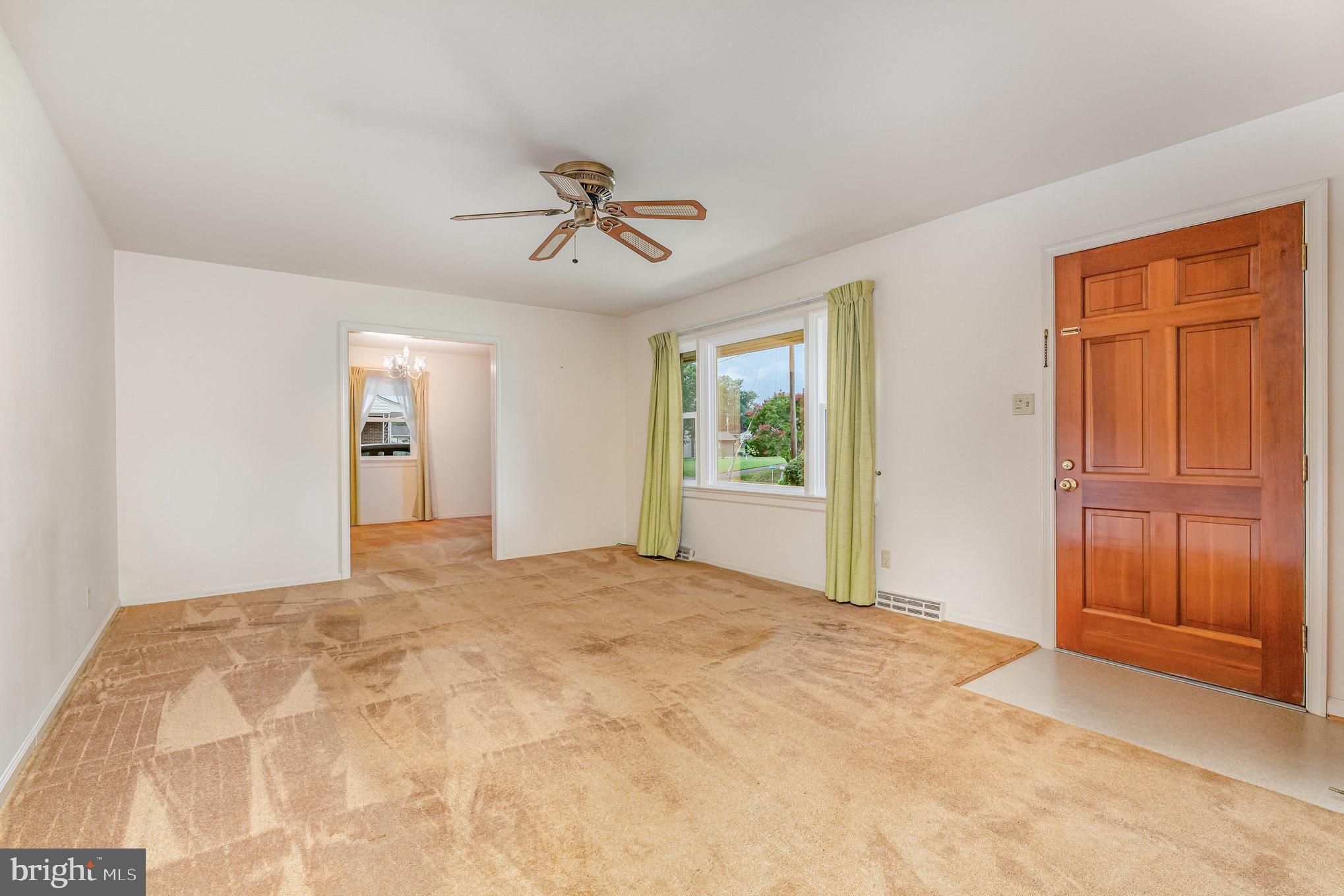 720 SPRING VALLEY DRIVE