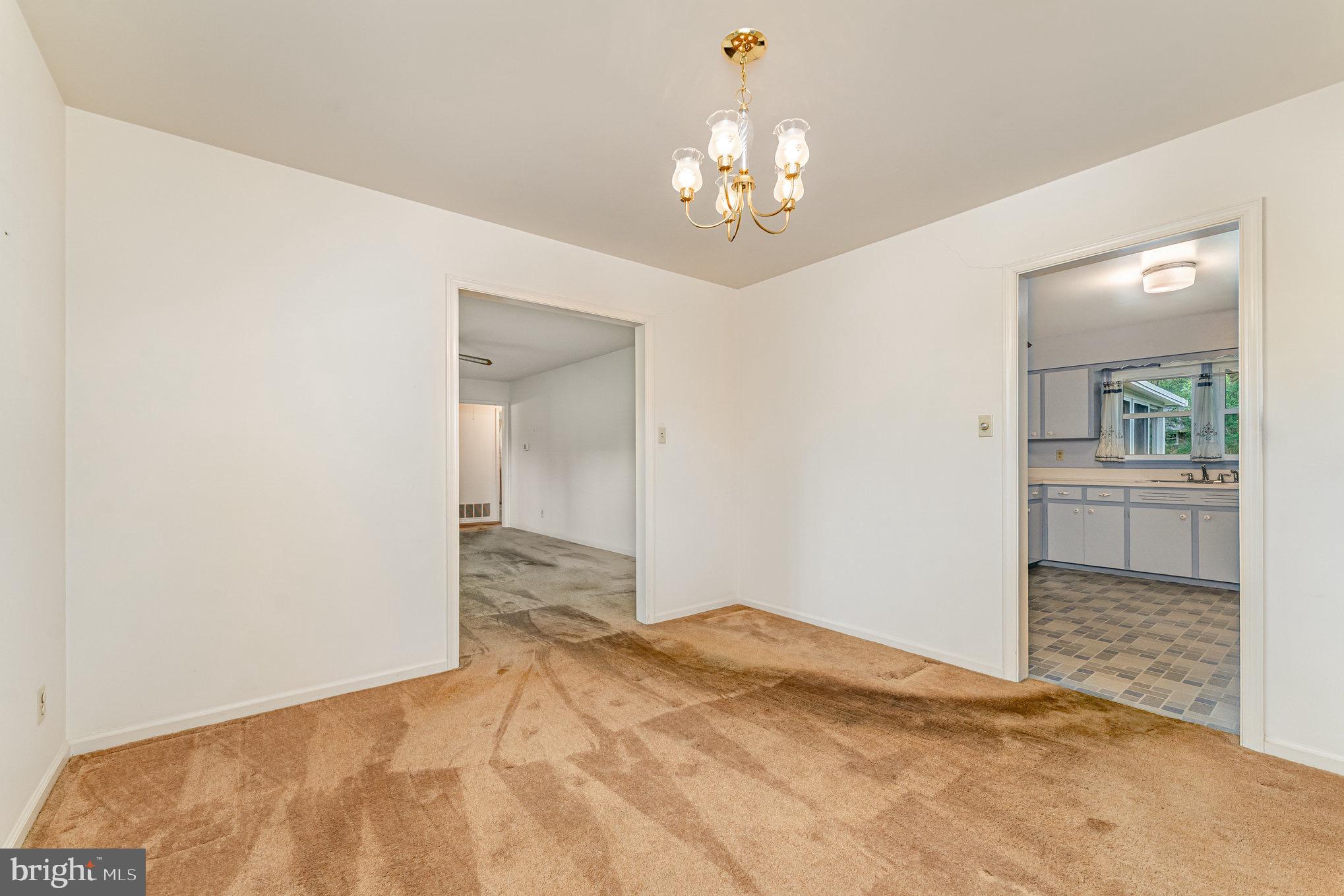 720 SPRING VALLEY DRIVE