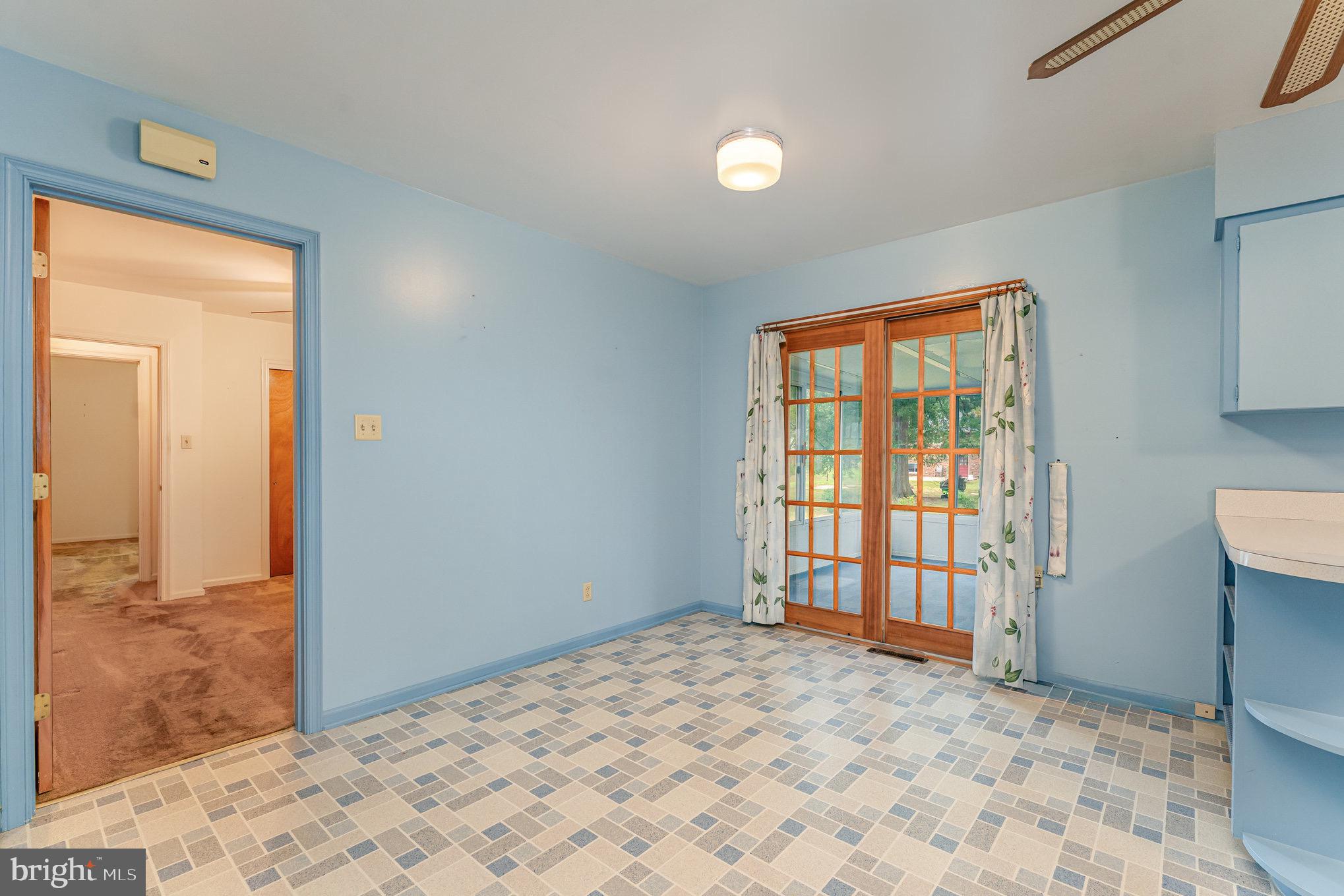 720 SPRING VALLEY DRIVE