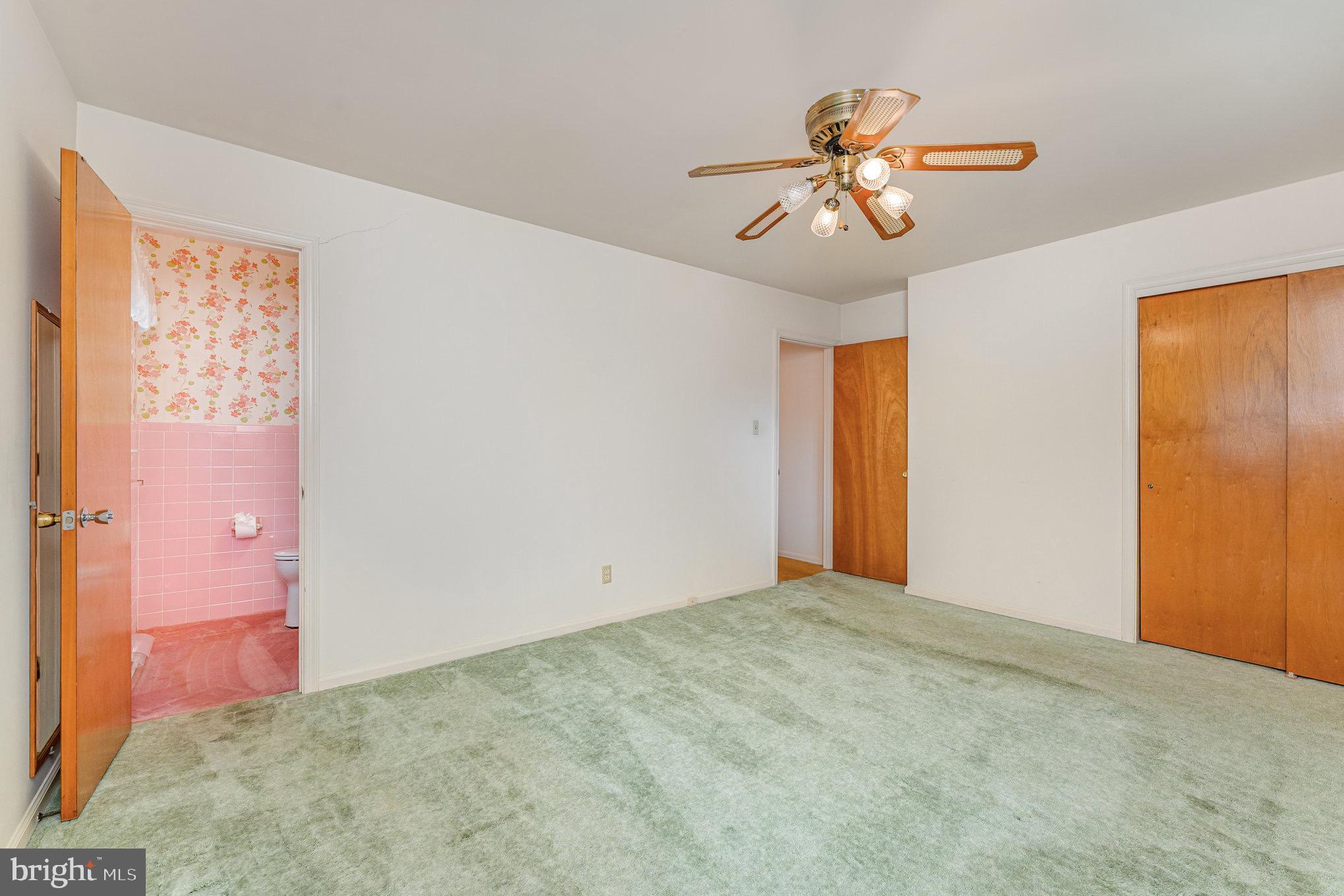 720 SPRING VALLEY DRIVE