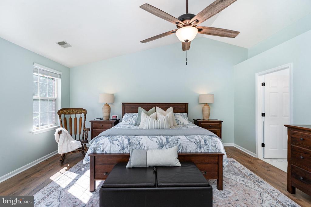 4 MORRISSEY STONE COURT