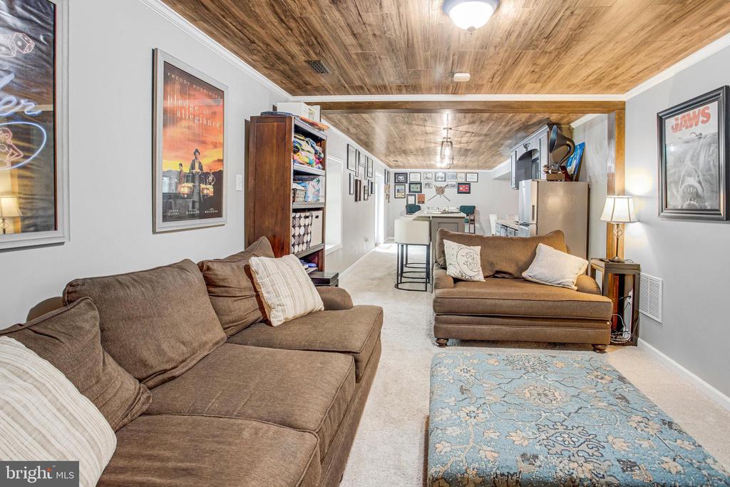 75 STONEWALL DRIVE