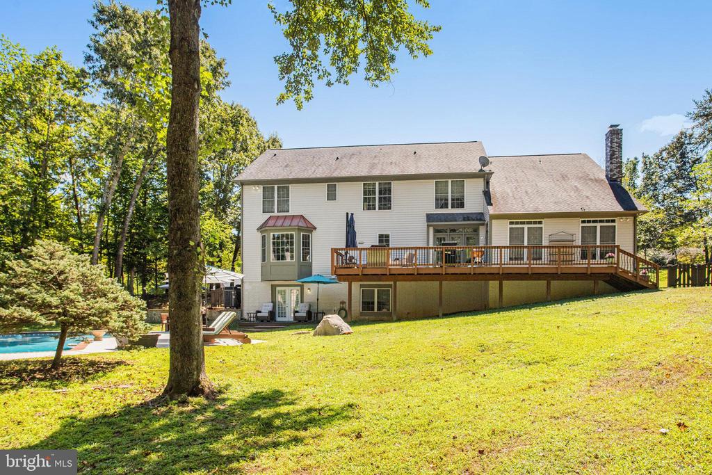 75 STONEWALL DRIVE