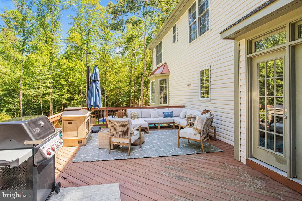 75 STONEWALL DRIVE