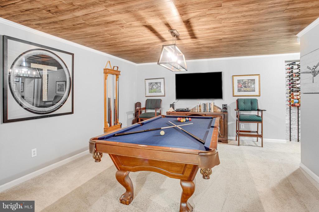 75 STONEWALL DRIVE