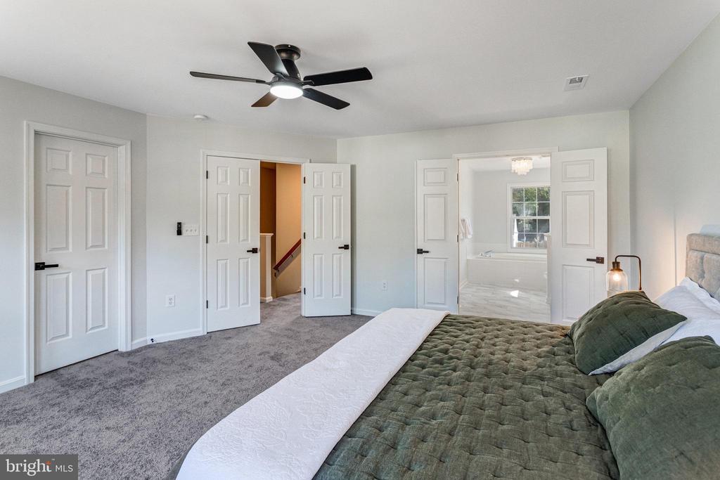 6 SAINT JACQUELYNS COURT