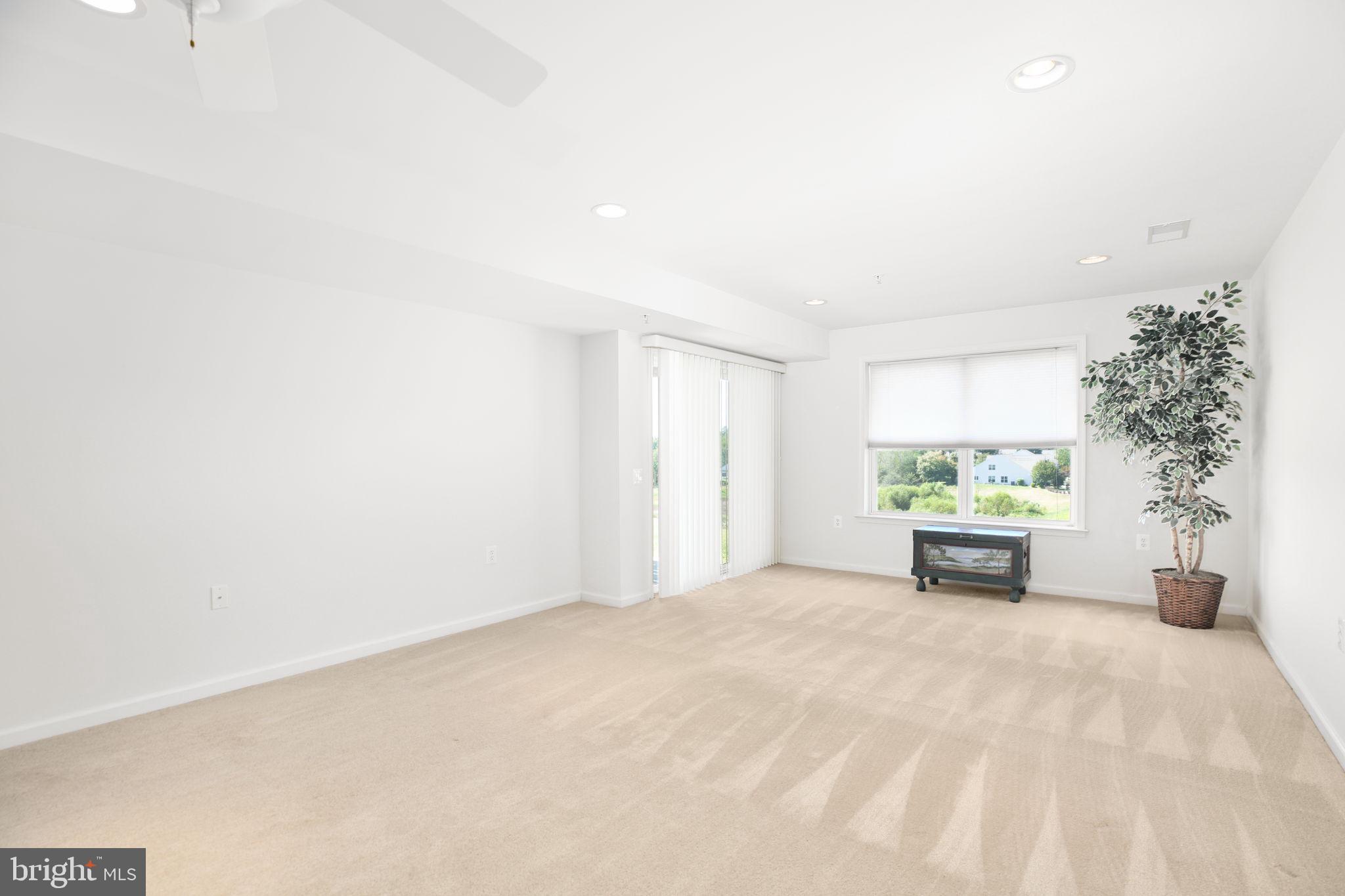 71 HARBORTON LANE 19-1