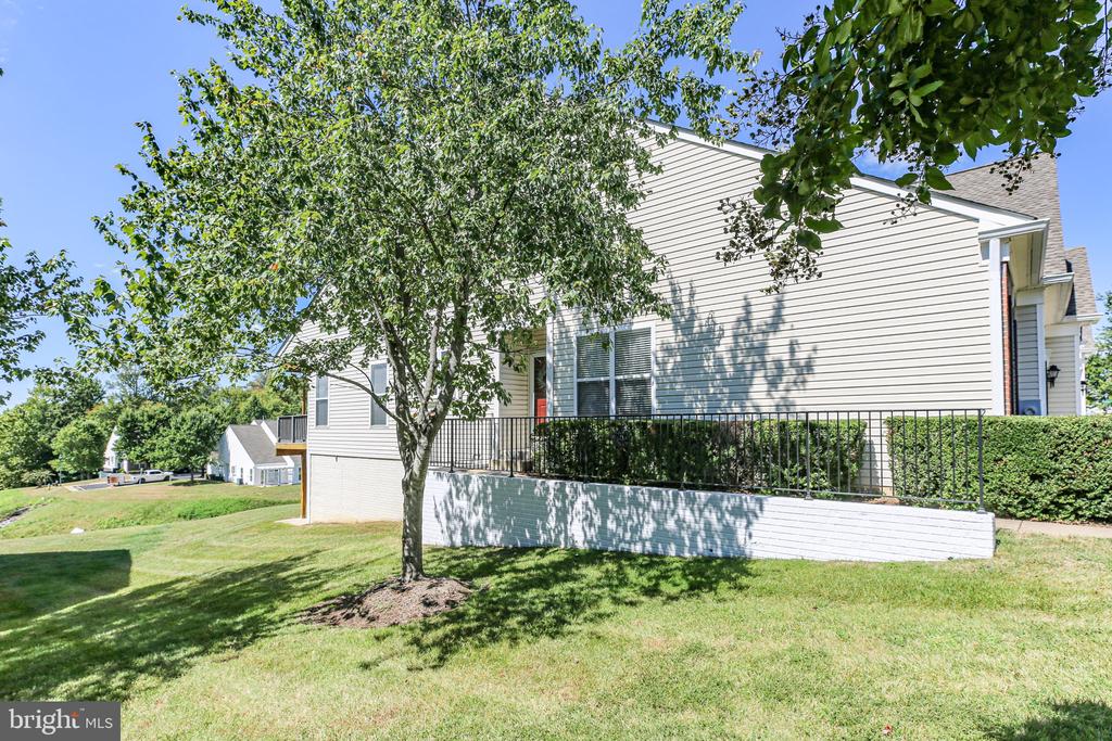 71 HARBORTON LANE 19-1