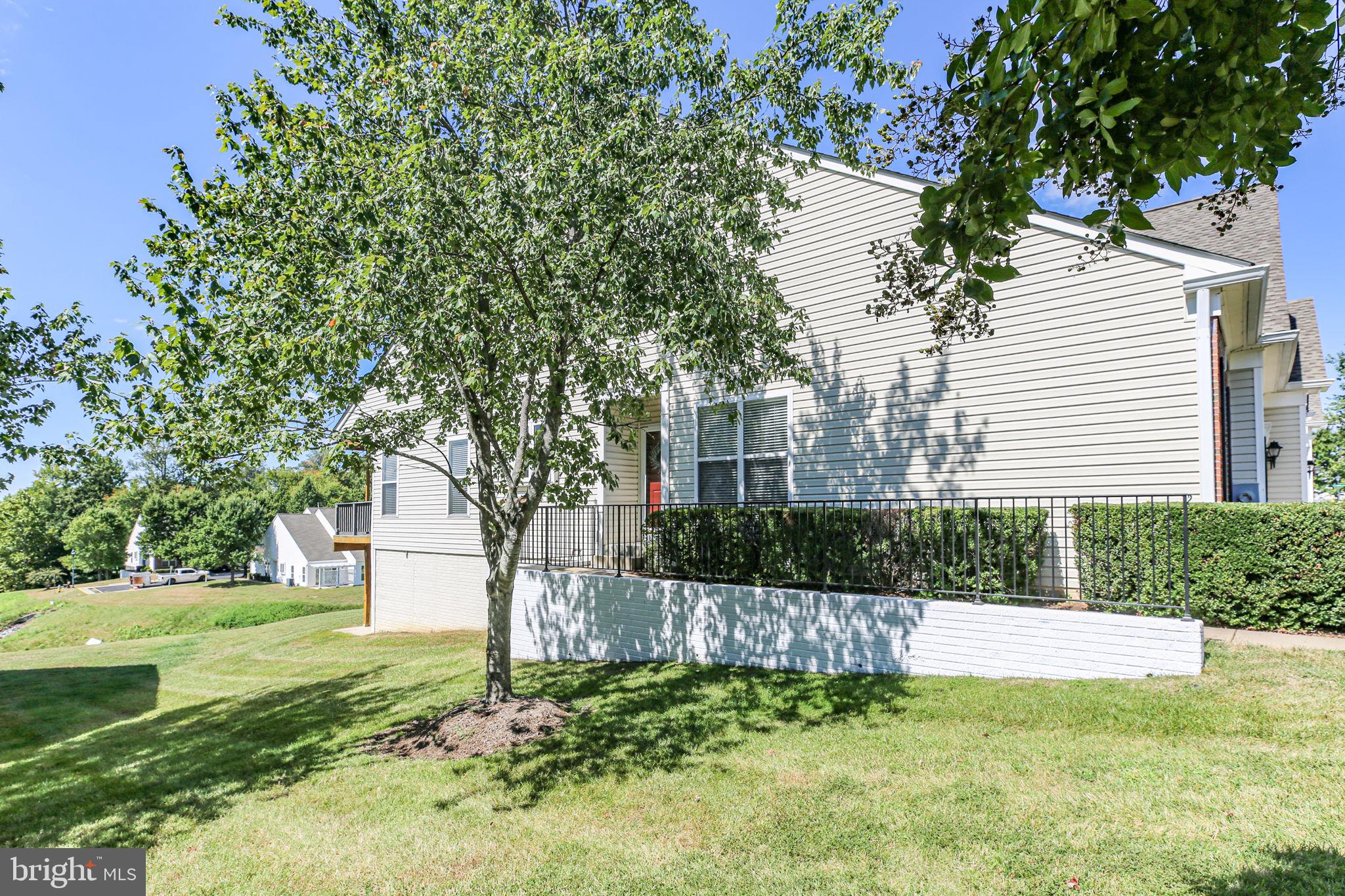 71 HARBORTON LANE 19-1